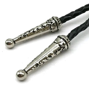 Bolo tie svart läder med biljardkula siffra 8 Svart och vit