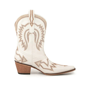 Broderade låga cowboyboots med chunky klack