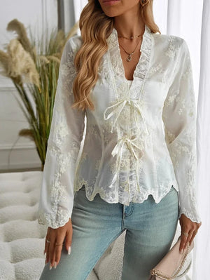 Romantisk blus med broderi Vit / S