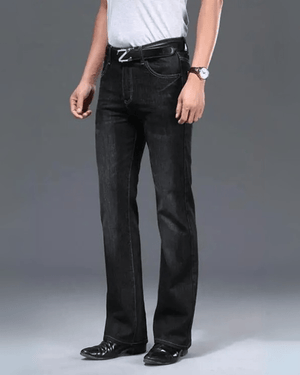 Utsvängda jeans herr