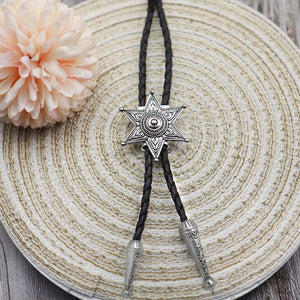 Bolo tie i silver med stjärnhänge Silver