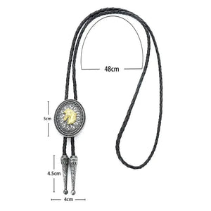 Bolo tie med guldfärgat djurhuvud