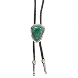 Bolo tie med rektangulär sten och silverinfattning Grön
