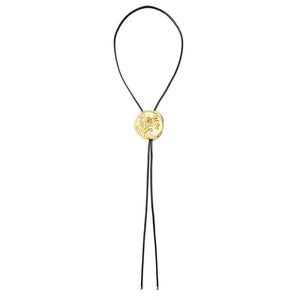 Bolo tie med rosrelief Guld