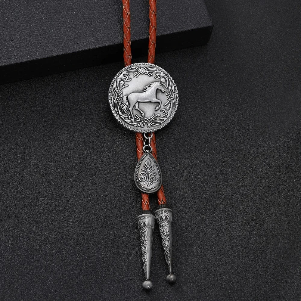 Bolo tie med rund hästberlock och läderband