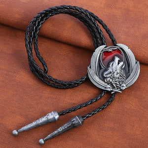Bolo tie med vargmotiv i legering