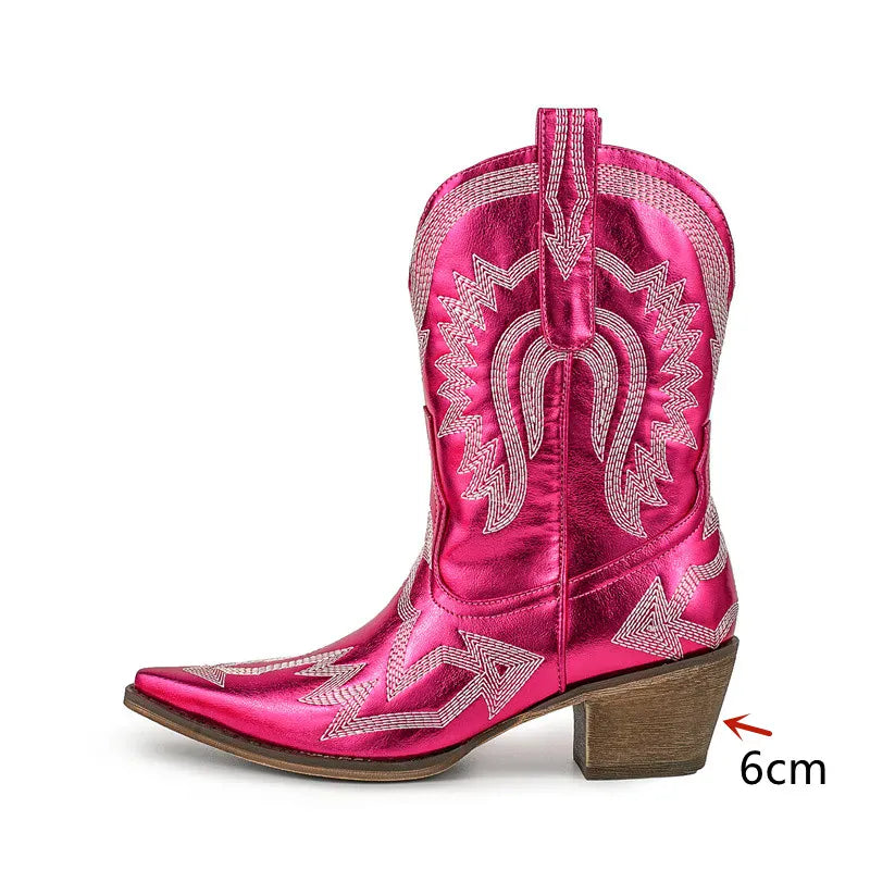 Broderade låga cowboyboots med chunky klack