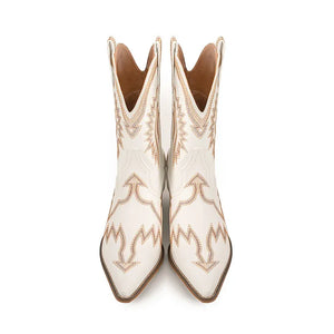 Broderade låga cowboyboots med chunky klack