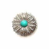Concho i Mässing med Tribal Solblomma och Färgsten Silver  och grön / 30mm