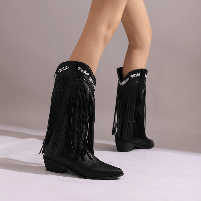 Cowboy boots mocka dam