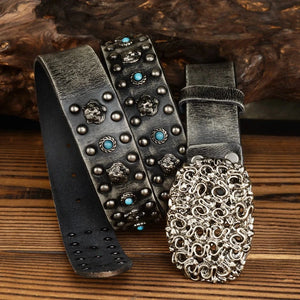 Cowboybälte i Tjockt Läder med Metallnitar och Ornament