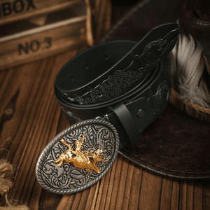 Cowboybälte med gyllene tjurspänne