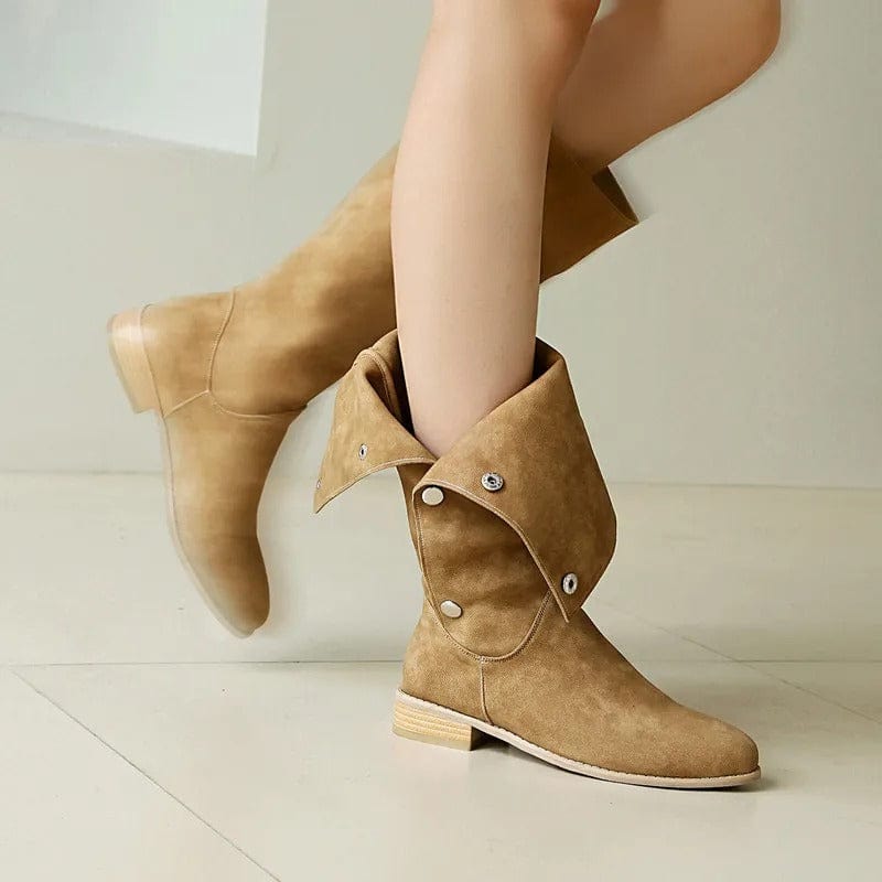 Cowboyboots i mockalook med knappar och bred skaftöppning