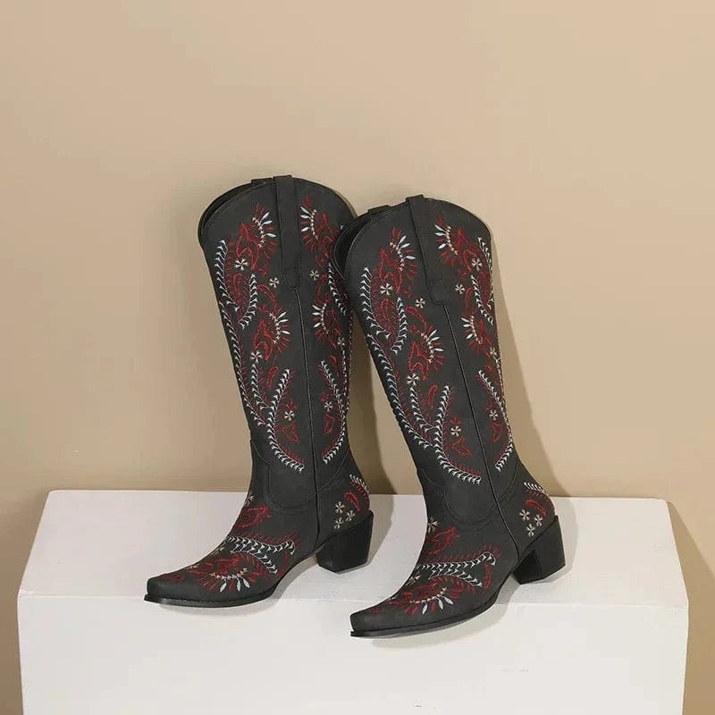 Cowboyboots med broderad design och blockklack