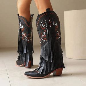 Cowboyboots med broderad design och eleganta fransar