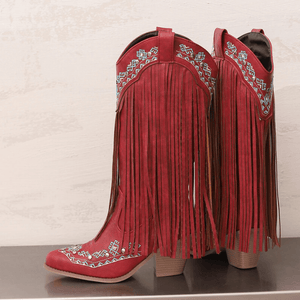 Cowboyboots med tofsar och broderad vintageinspirerad design