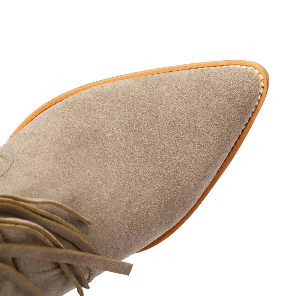 Cowgirl-Ankelboots i Mocka med Fransar