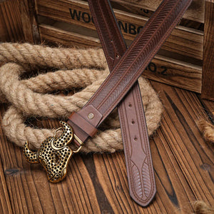 Elegant cowboybälte med gyllene tjurhuvudspänne