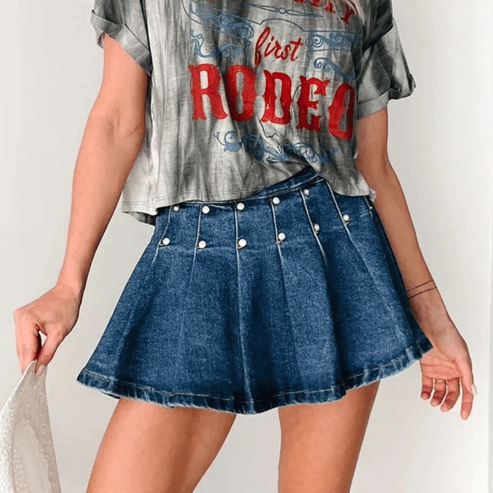 Kort plisserad jeanskjol