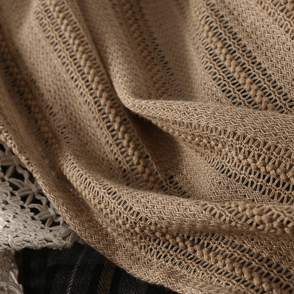 Långkjol i patchwork-stil med spets och rutigt mönster