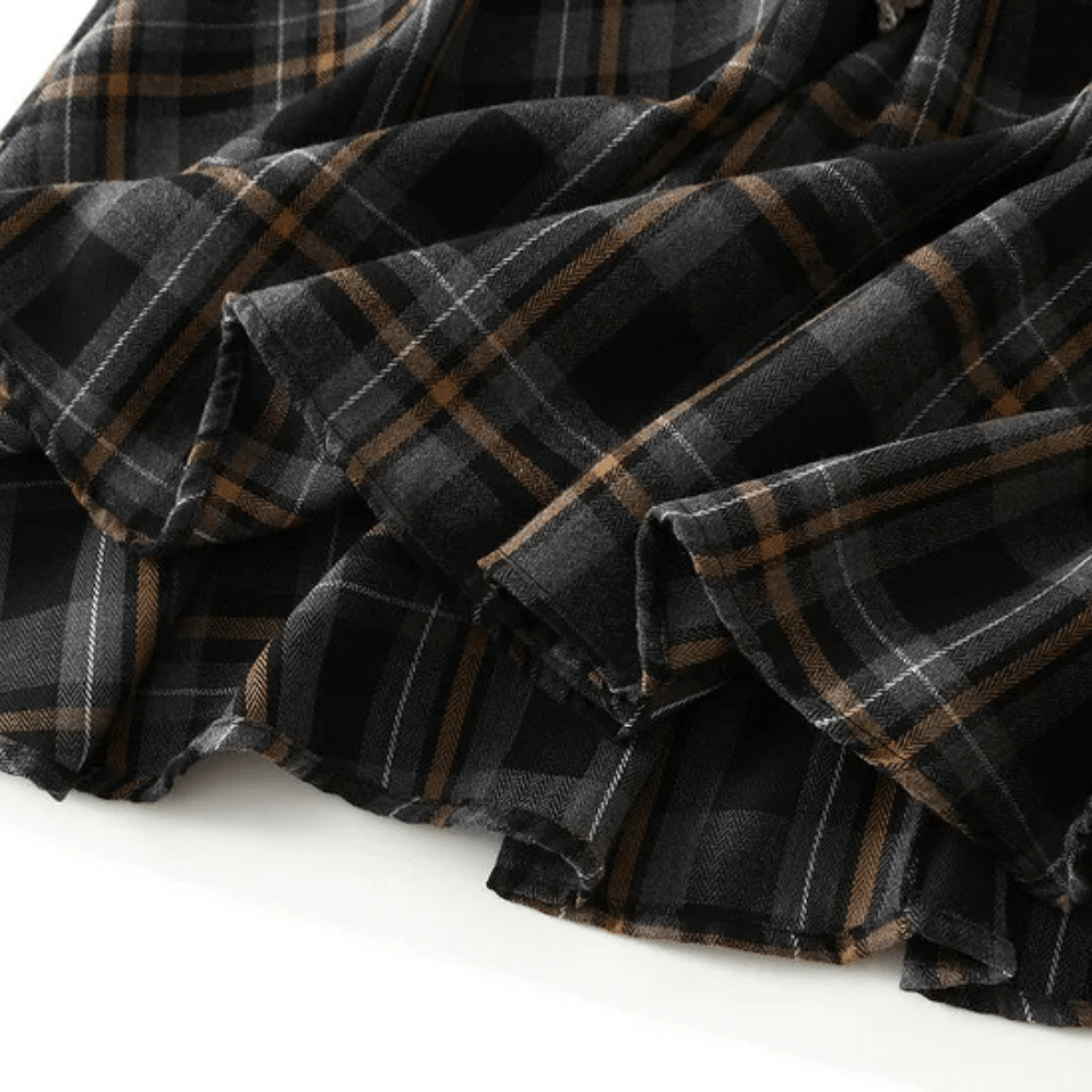 Långkjol i patchwork-stil med spets och rutigt mönster