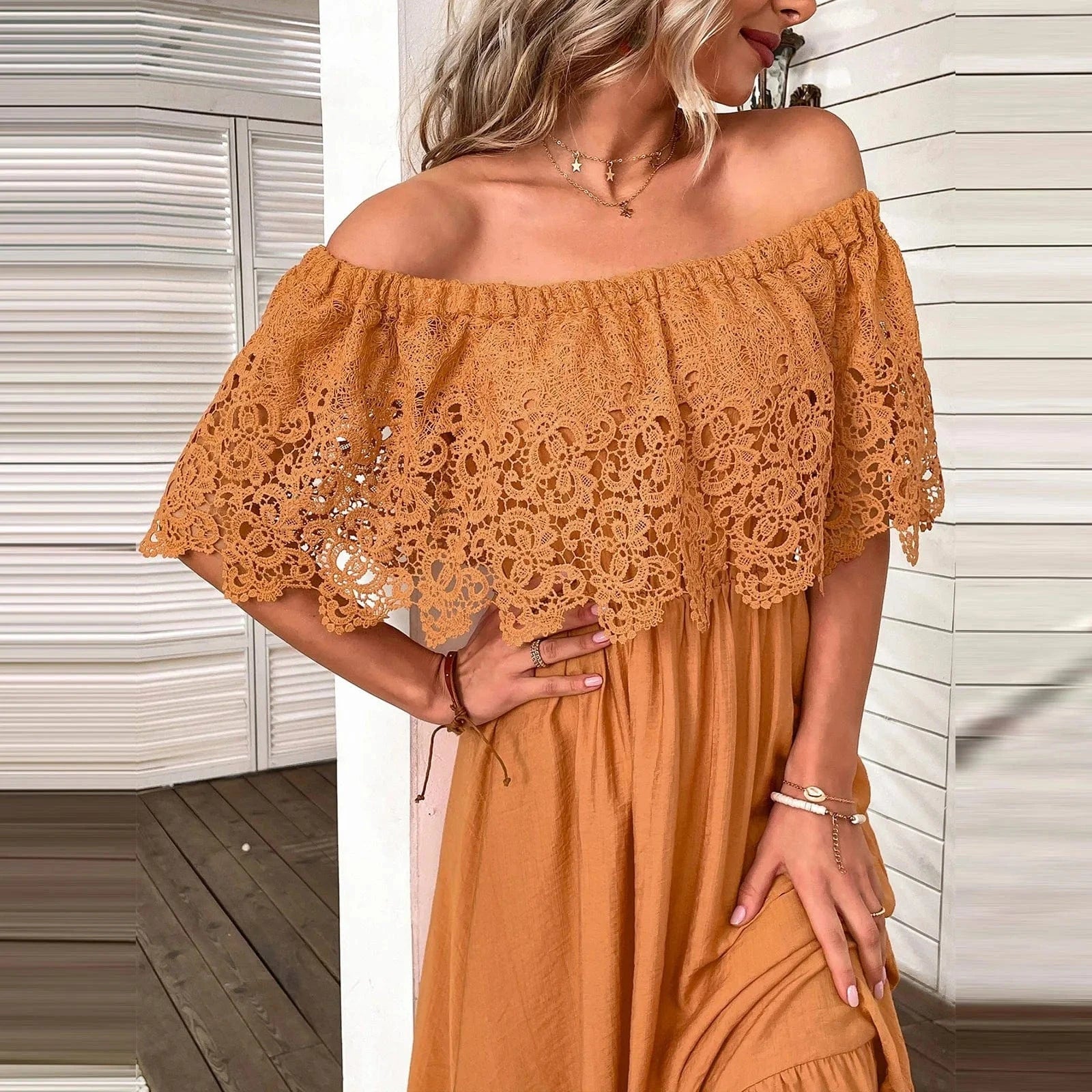 Off shoulder klänning sommar