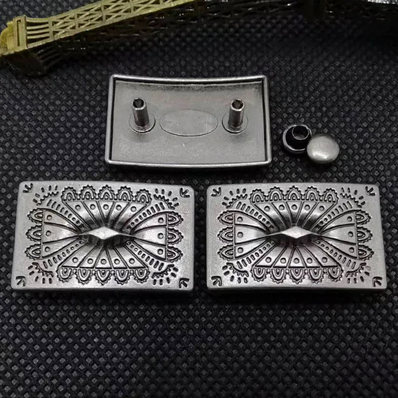 Rektangulär concho i vintagemetall Antik silver