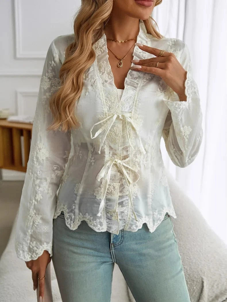 Romantisk blus med broderi