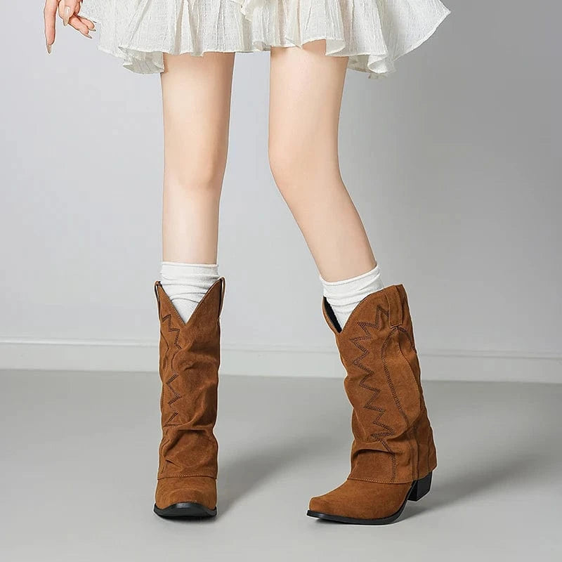 Slouchiga Cowboyboots i Mocka för Dam