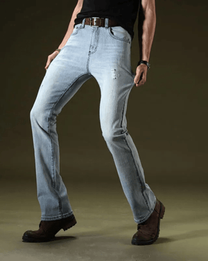 Utsvängda jeans för herr